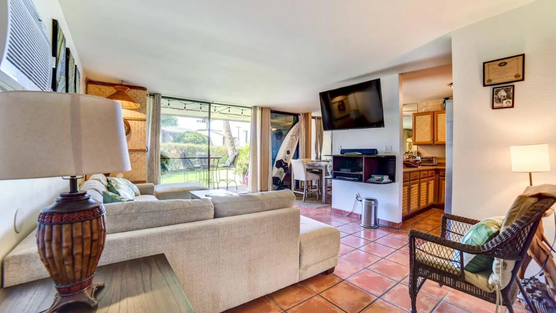 107 Kihei Holiday 0*,