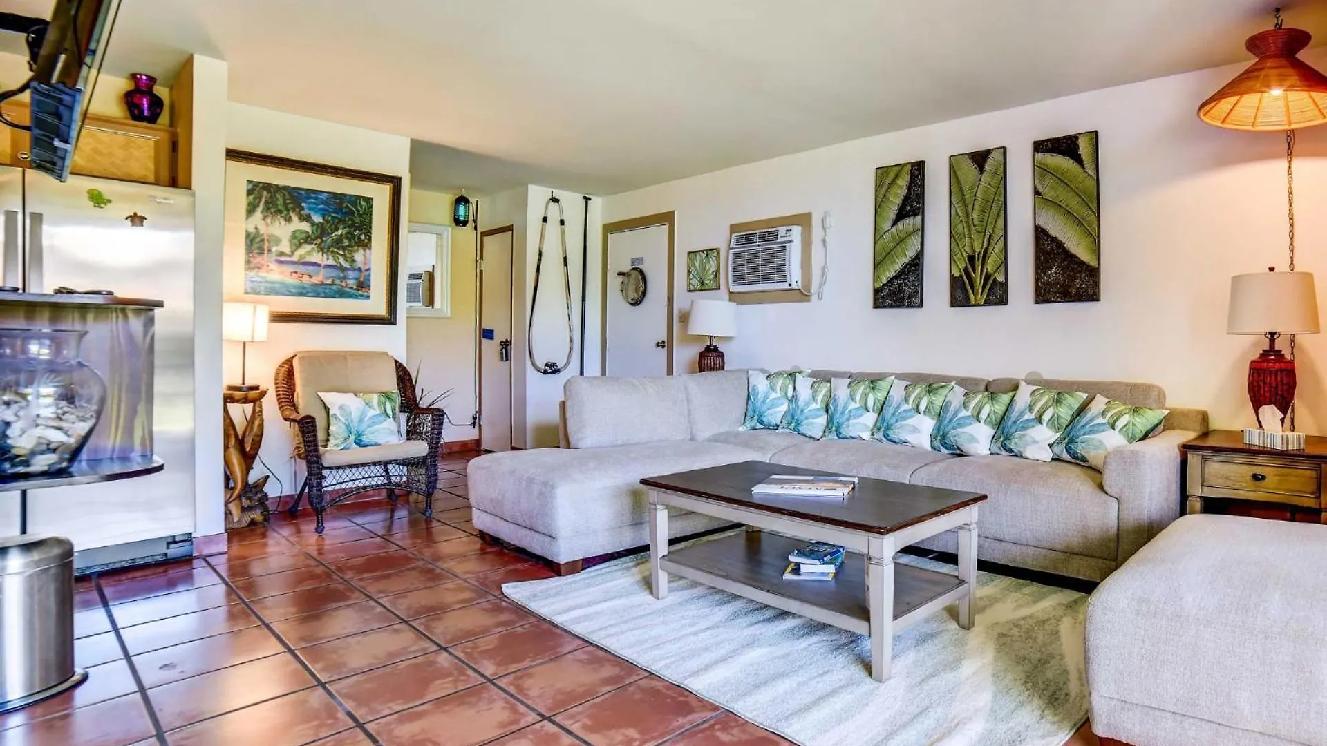 107 Kihei Holiday 0*,